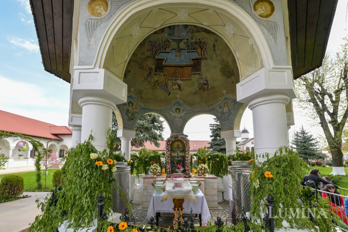 Izvorul Tămăduirii, hramul Mănăstirii Ghighiu 360383