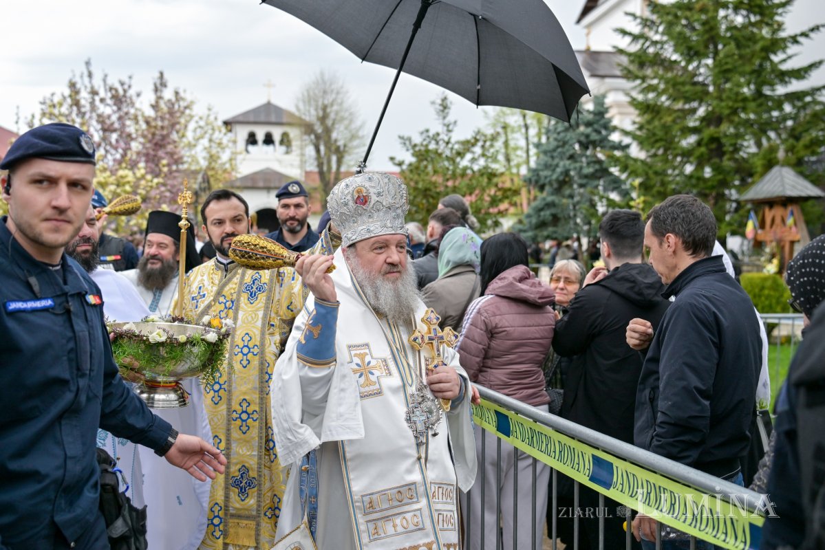 Izvorul Tămăduirii, hramul Mănăstirii Ghighiu 360389