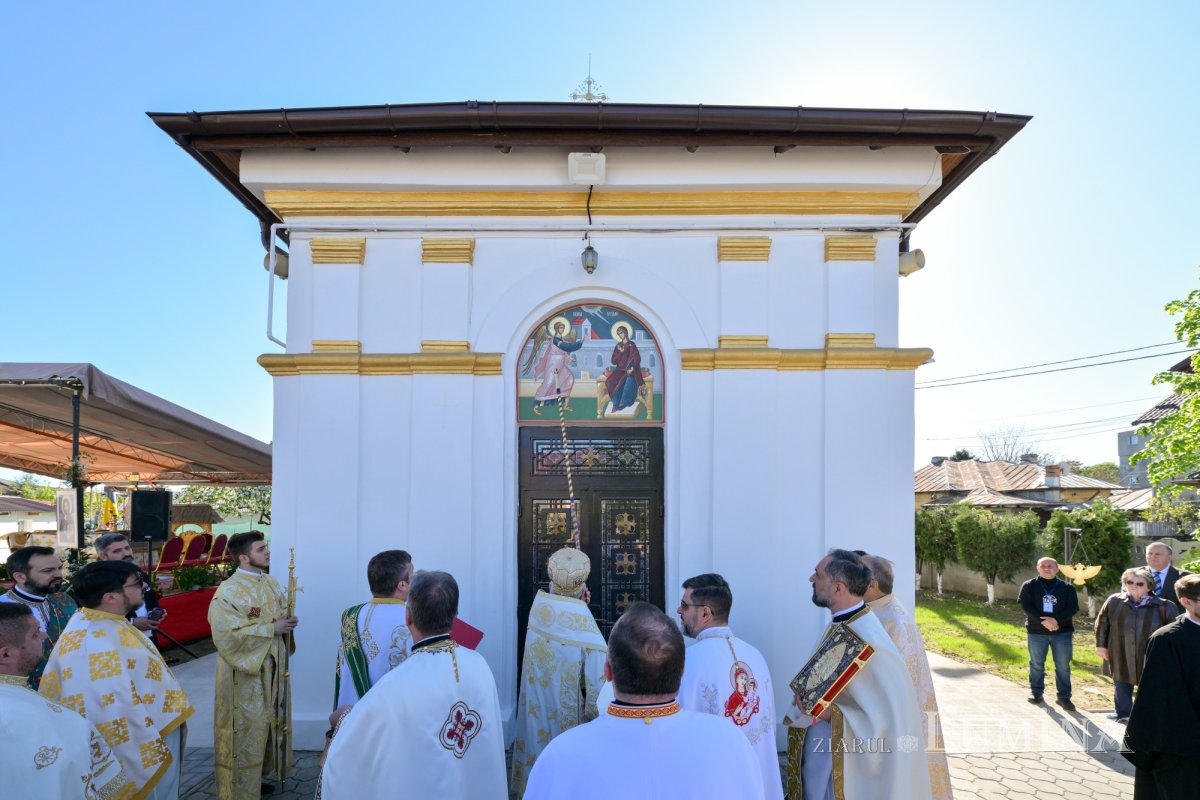 Sfințirea Bisericii „Buna Vestire” din Ploiești 361008