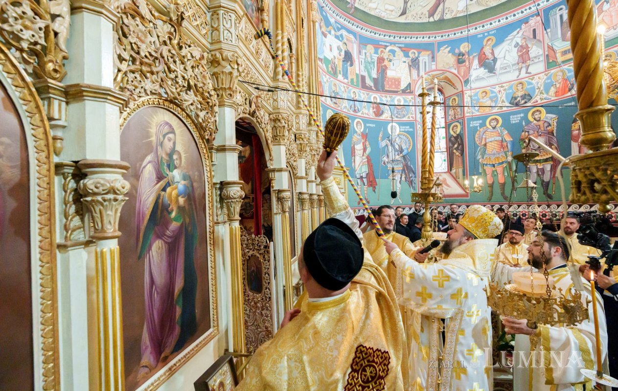 Sfințirea Bisericii „Sfântul Pantelimon”- Foișorul de Foc din Capitală 361082