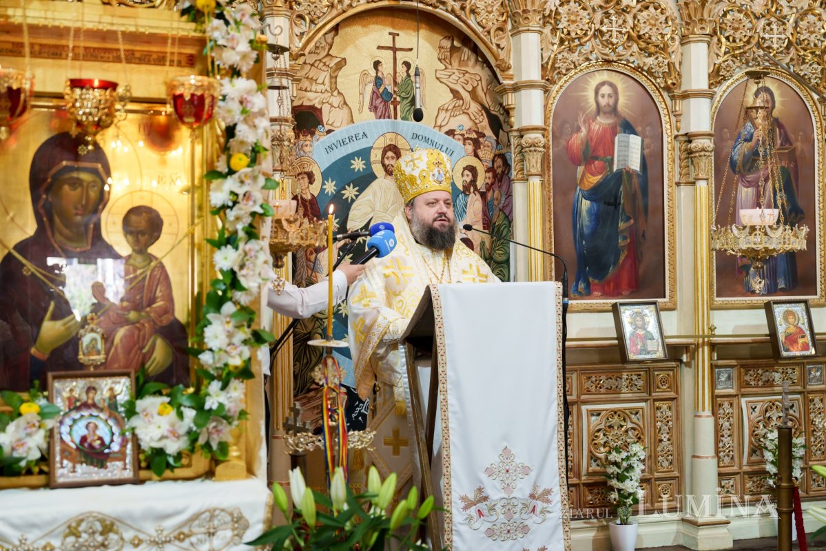 Sfințirea Bisericii „Sfântul Pantelimon”- Foișorul de Foc din Capitală 361083