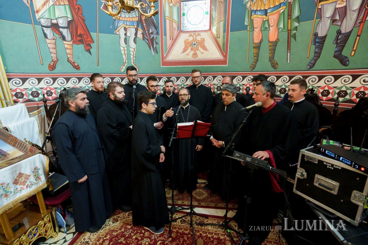 Sfințirea Bisericii „Sfântul Pantelimon”- Foișorul de Foc din Capitală 361086