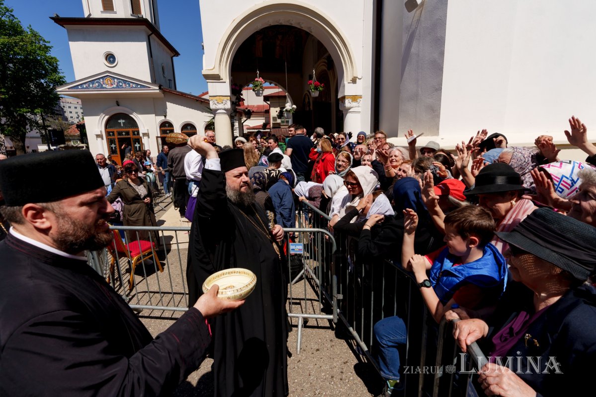 Sfințirea Bisericii „Sfântul Pantelimon”- Foișorul de Foc din Capitală 361105