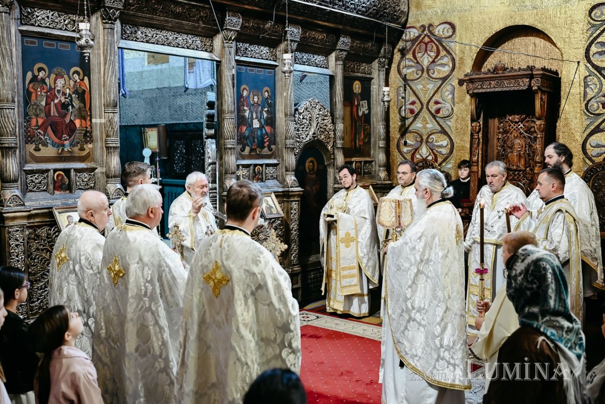 Liturghie arhierească la Catedrala Mitropolitană din Cluj-Napoca 361622