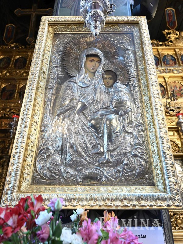 Sclipirile Luminii: Mănăstirea Samurcăşeşti 361933
