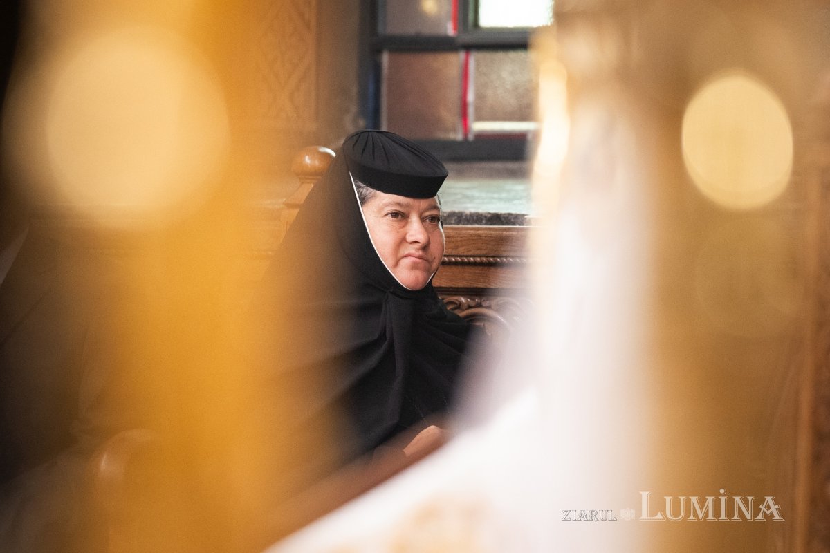 Darul preoţiei pentru un arhidiacon psalt al Catedralei Patriarhale 362250