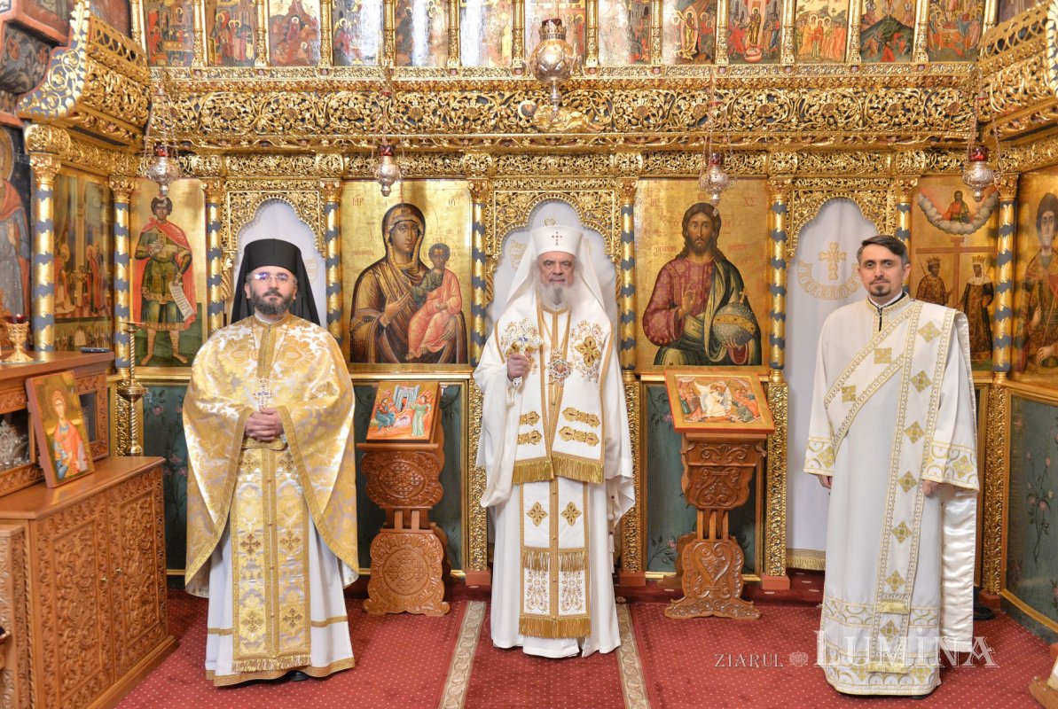 „Iisus Hristos este Izvorul harului și al adevărului” 362216