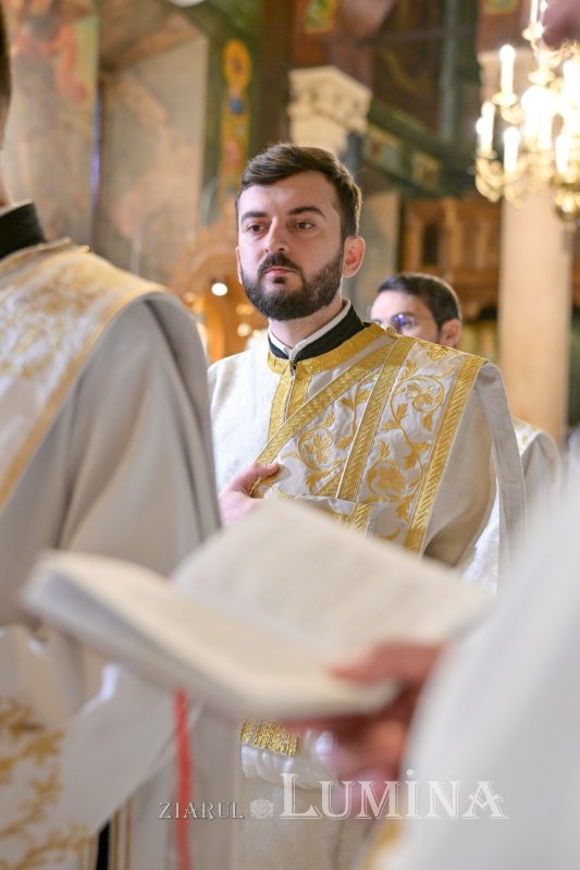 Hirotonie întru preot la o mănăstire istorică din București 362469