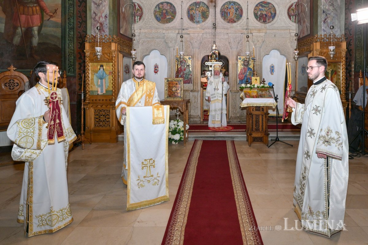 Hirotonie întru preot la o mănăstire istorică din București 362482