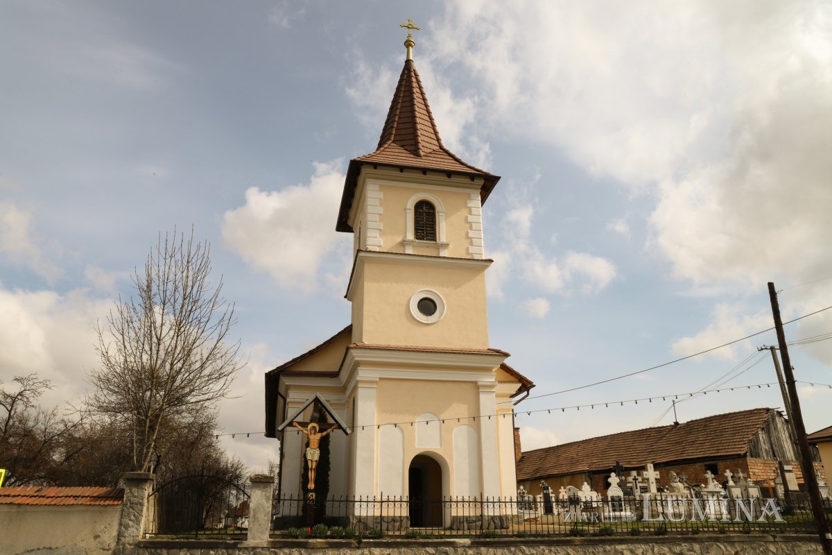 Familia preotului, inima comunităţii din Lisa 362611