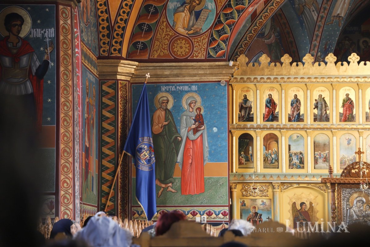 Familia preotului, inima comunităţii din Lisa 362618