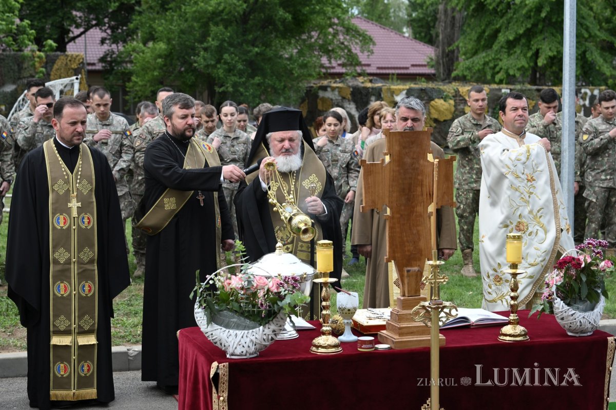 Sfințirea capelei Brigăzii 1 Sprijin Manevră „Argedava” din București  362719