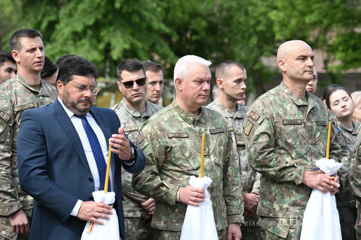 Sfințirea capelei Brigăzii 1 Sprijin Manevră „Argedava” din București  362730
