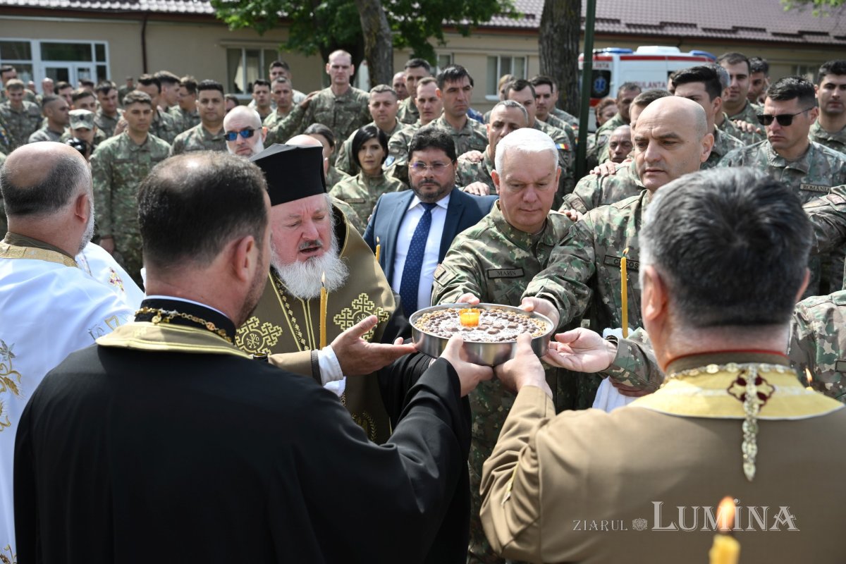 Sfințirea capelei Brigăzii 1 Sprijin Manevră „Argedava” din București  362731