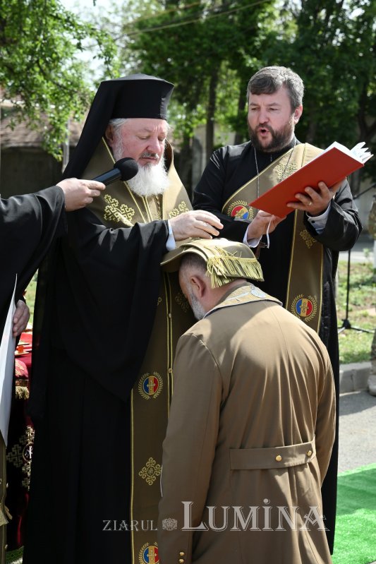 Sfințirea capelei Brigăzii 1 Sprijin Manevră „Argedava” din București  362732
