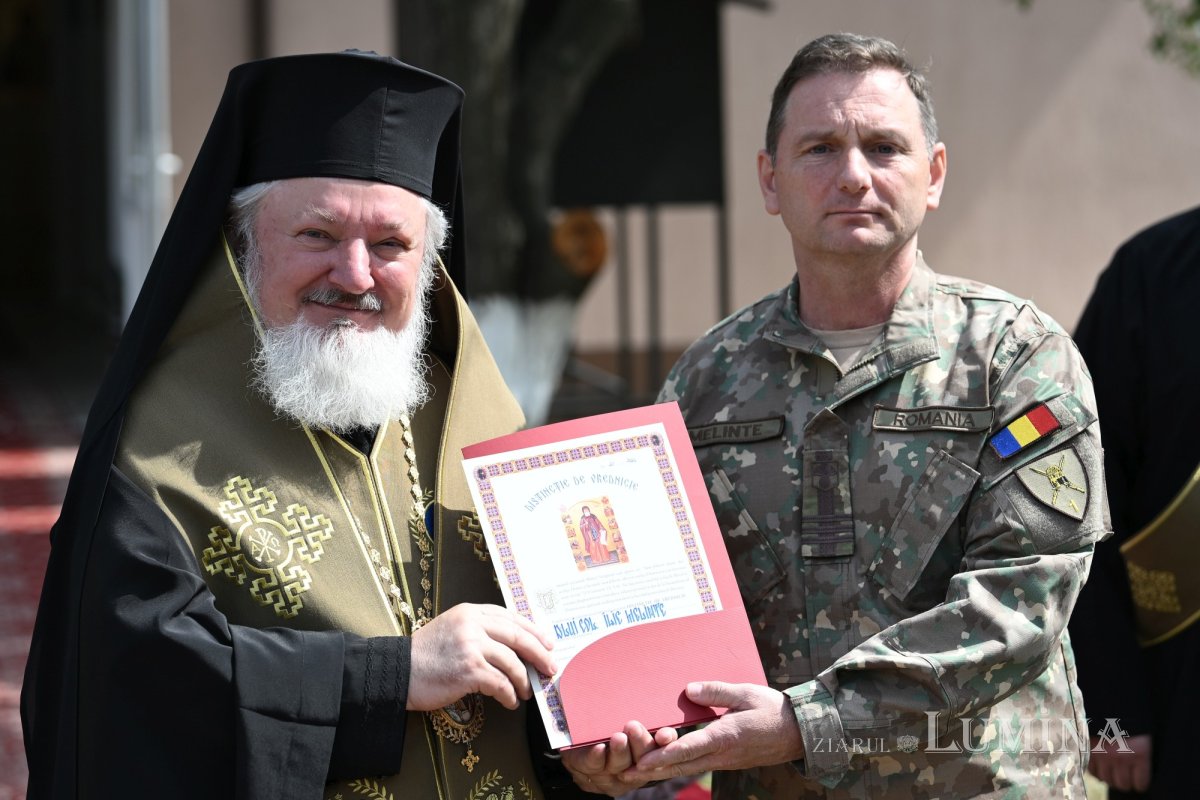 Sfințirea capelei Brigăzii 1 Sprijin Manevră „Argedava” din București  362735