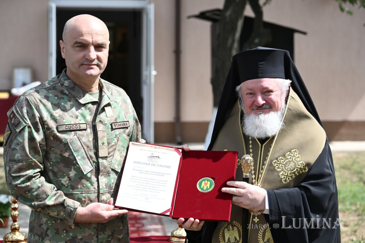 Sfințirea capelei Brigăzii 1 Sprijin Manevră „Argedava” din București  362739