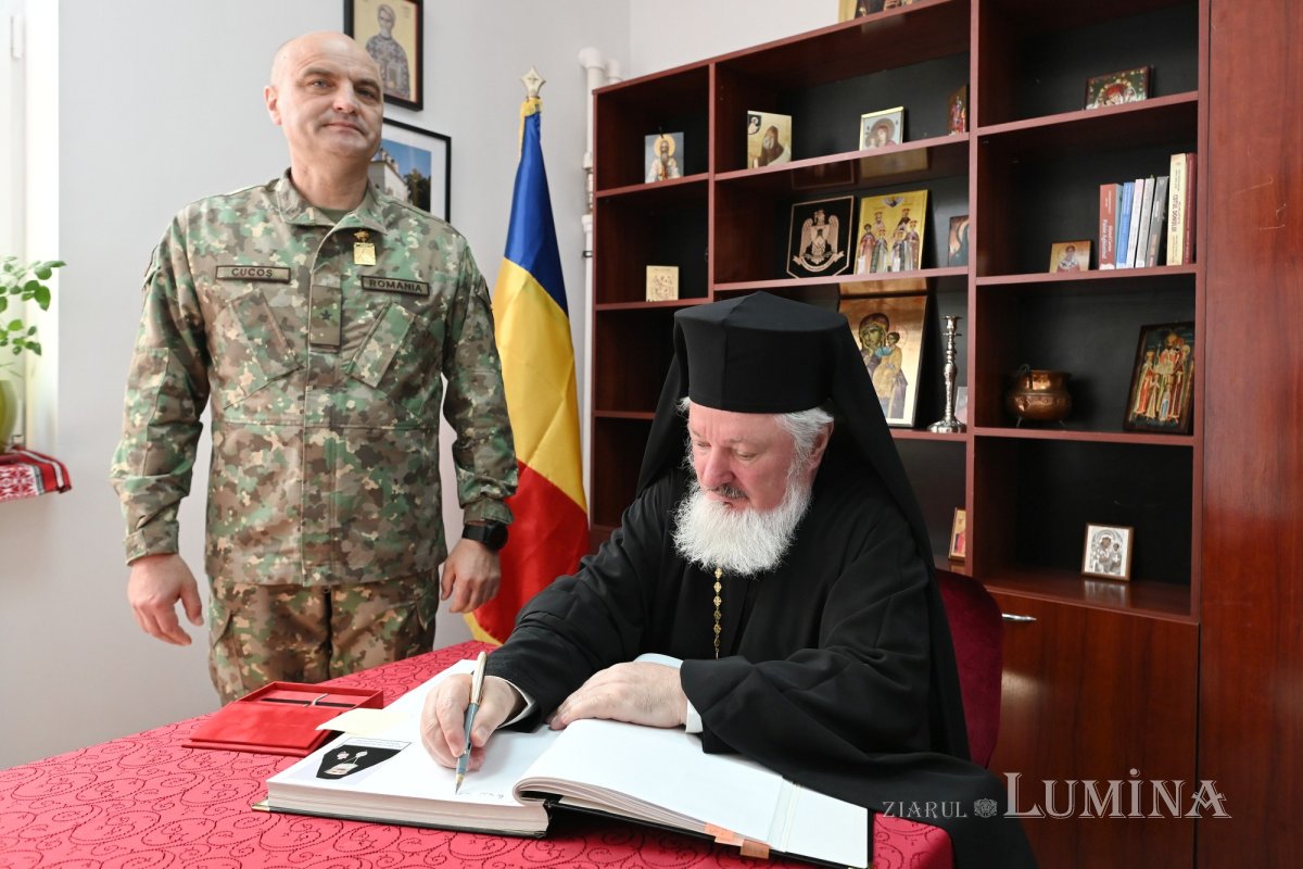 Sfințirea capelei Brigăzii 1 Sprijin Manevră „Argedava” din București  362744