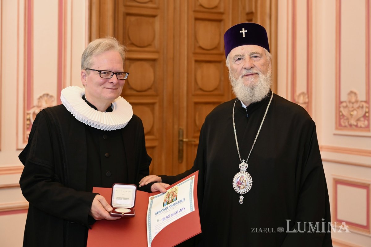 Delegație a Consiliului Mondial al Bisericilor în vizită la Patriarhia Română  362826