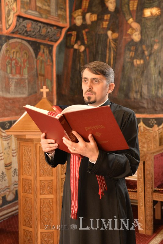 „Omul orb vindecat devine un dascăl al credinței pentru toți oamenii suferinzi” 362945