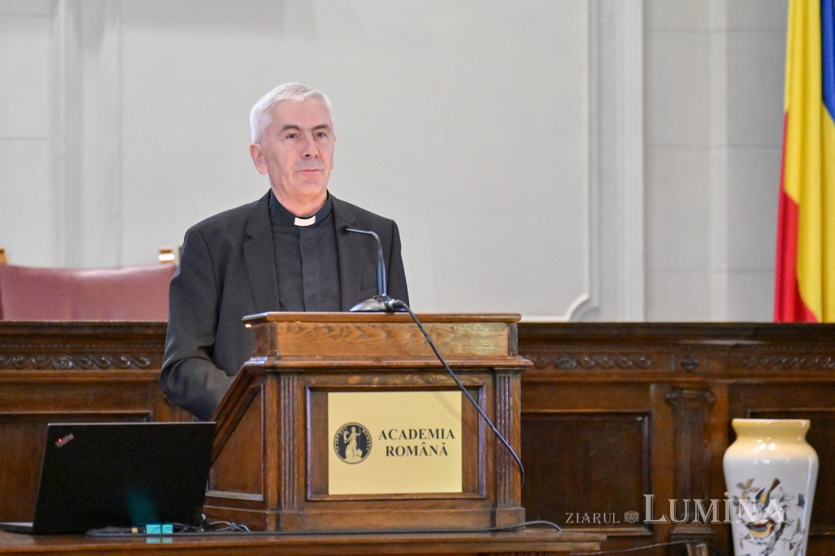 Sesiune omagială „Ioan Paul al II‑lea” la Academia Română 363059