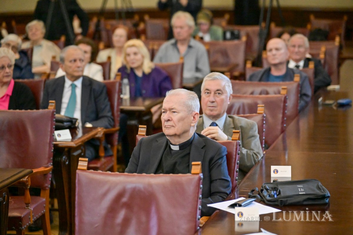 Sesiune omagială „Ioan Paul al II‑lea” la Academia Română 363061