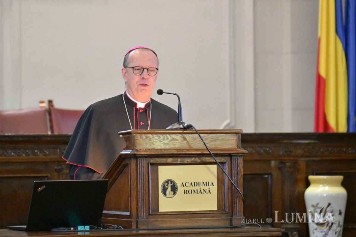 Sesiune omagială „Ioan Paul al II‑lea” la Academia Română 363063
