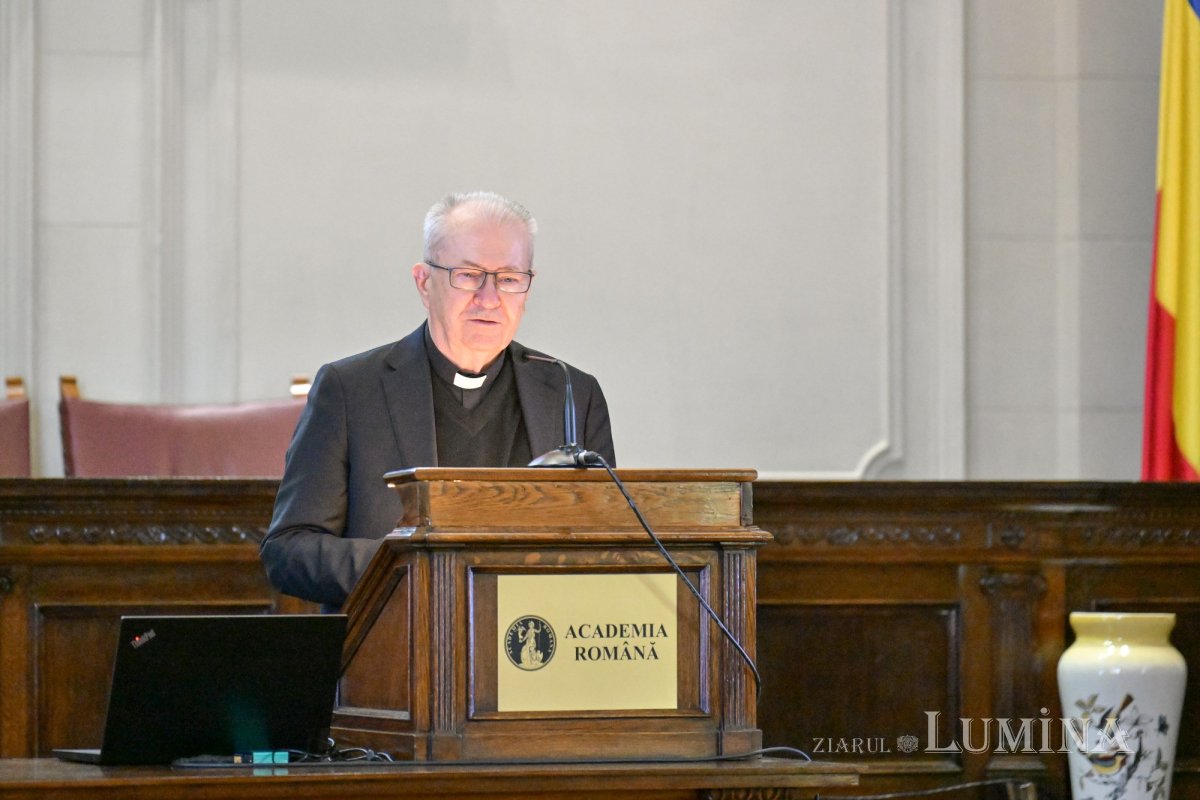 Sesiune omagială „Ioan Paul al II‑lea” la Academia Română 363064