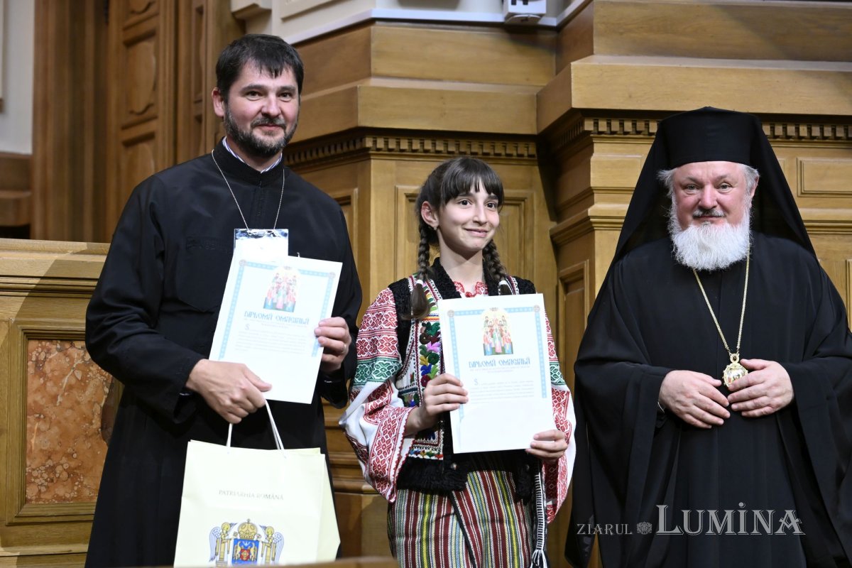 Premierea câștigătorilor a două concursuri naționale organizate de Patriarhia Română 363318
