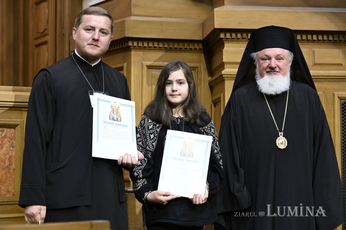 Premierea câștigătorilor a două concursuri naționale organizate de Patriarhia Română 363323