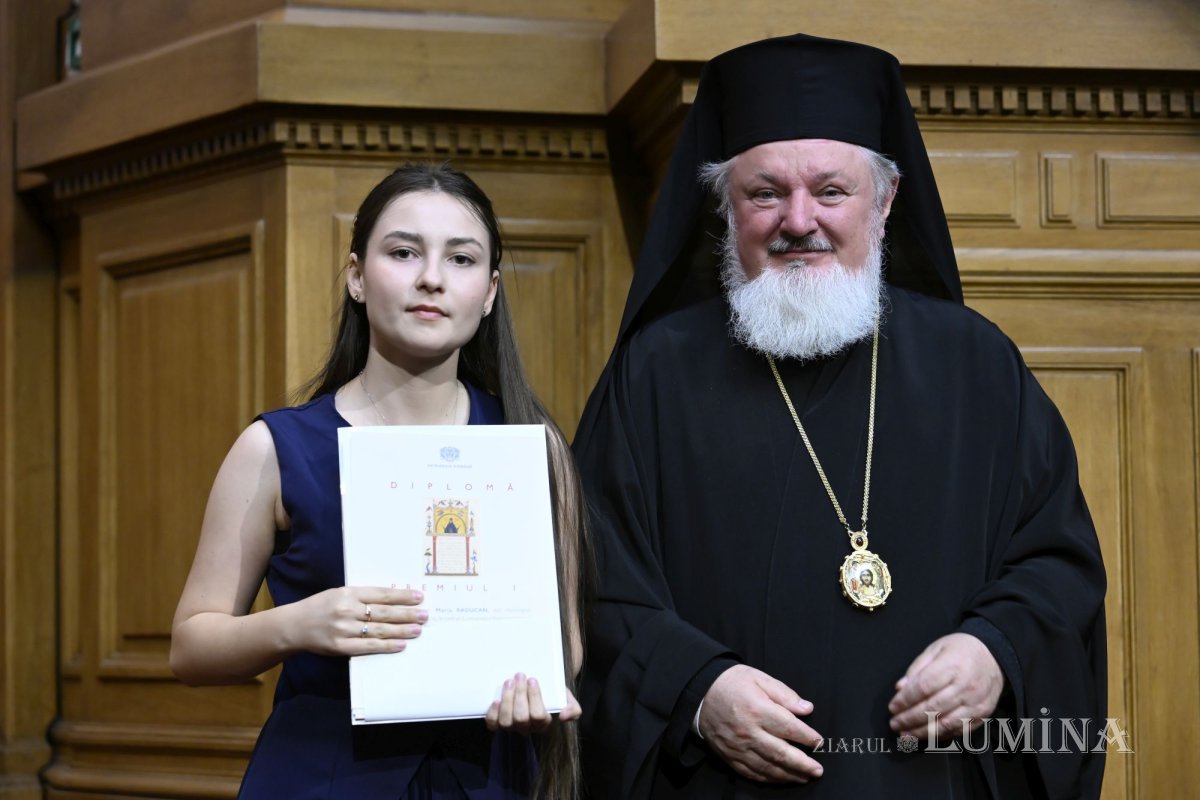 Premierea câștigătorilor a două concursuri naționale organizate de Patriarhia Română 363344