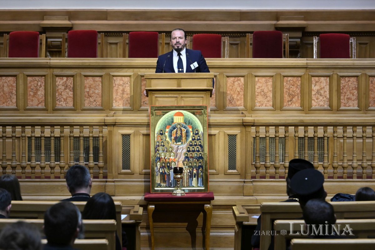 Premierea câștigătorilor concursului național catehetic la Palatul Patriarhiei 363340