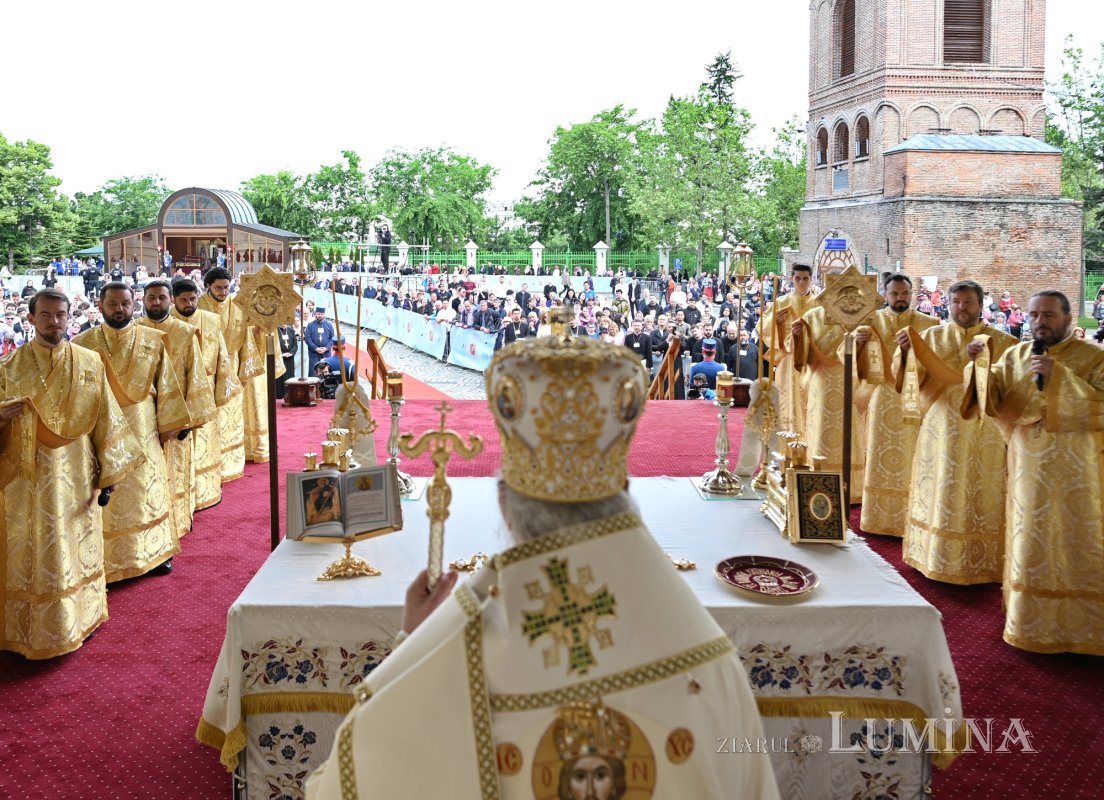 Înălțarea Domnului și hramul istoric al Catedralei Patriarhale 363446