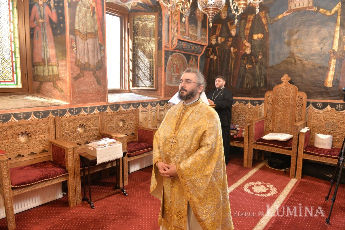„Dreapta credință ne cheamă la dreapta viețuire” 363681