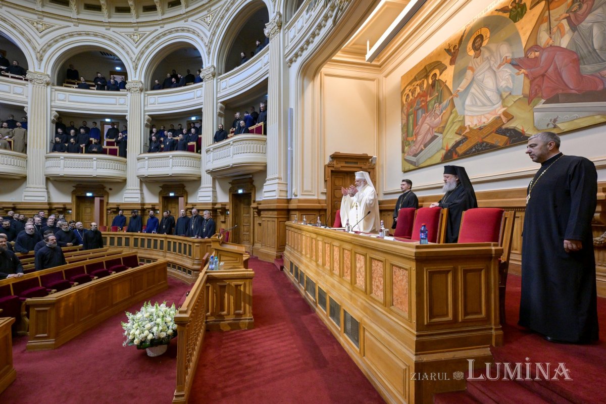 Conferință preoțească semestrială la Palatul Patriarhiei 363775
