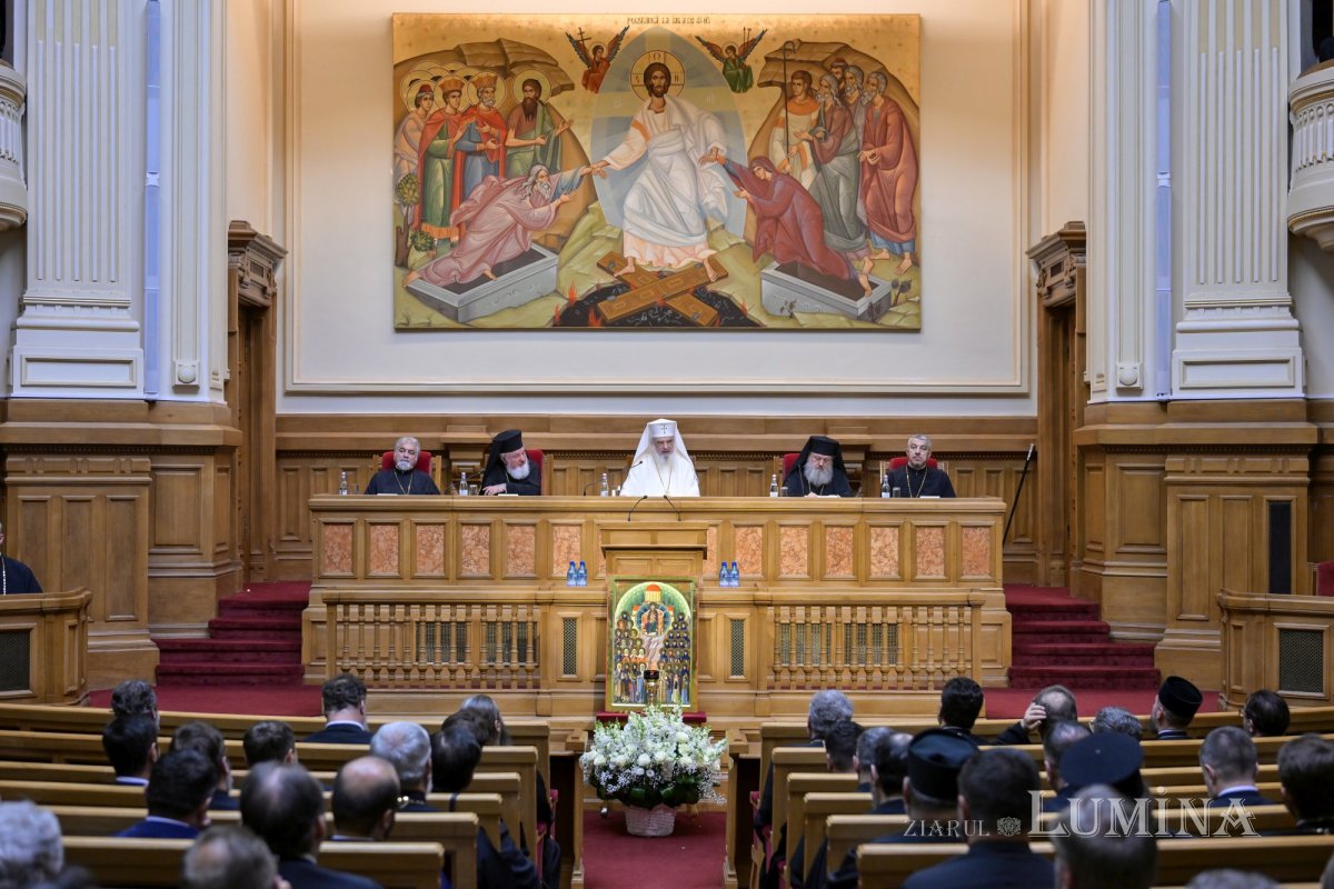 Conferință preoțească semestrială la Palatul Patriarhiei 363789