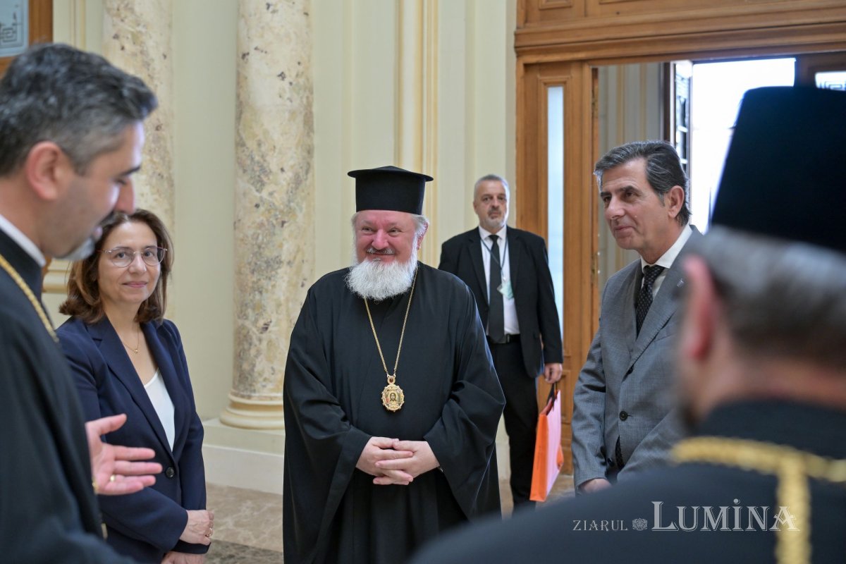 Ministrul adjunct al Macedoniei și Traciei (Grecia) în vizită la Palatul Patriarhiei 363907
