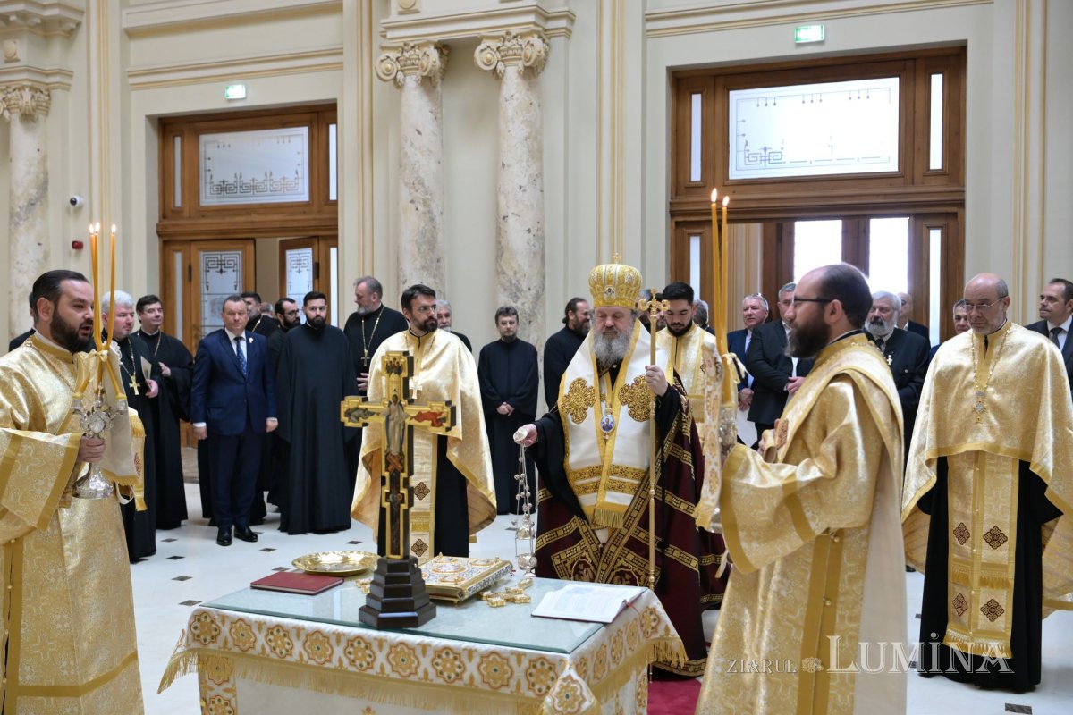 Constituirea noii Adunări eparhiale a Arhiepiscopiei Bucureștilor 364165