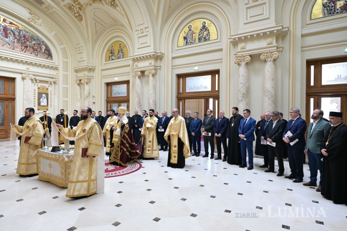 Constituirea noii Adunări eparhiale a Arhiepiscopiei Bucureștilor 364167