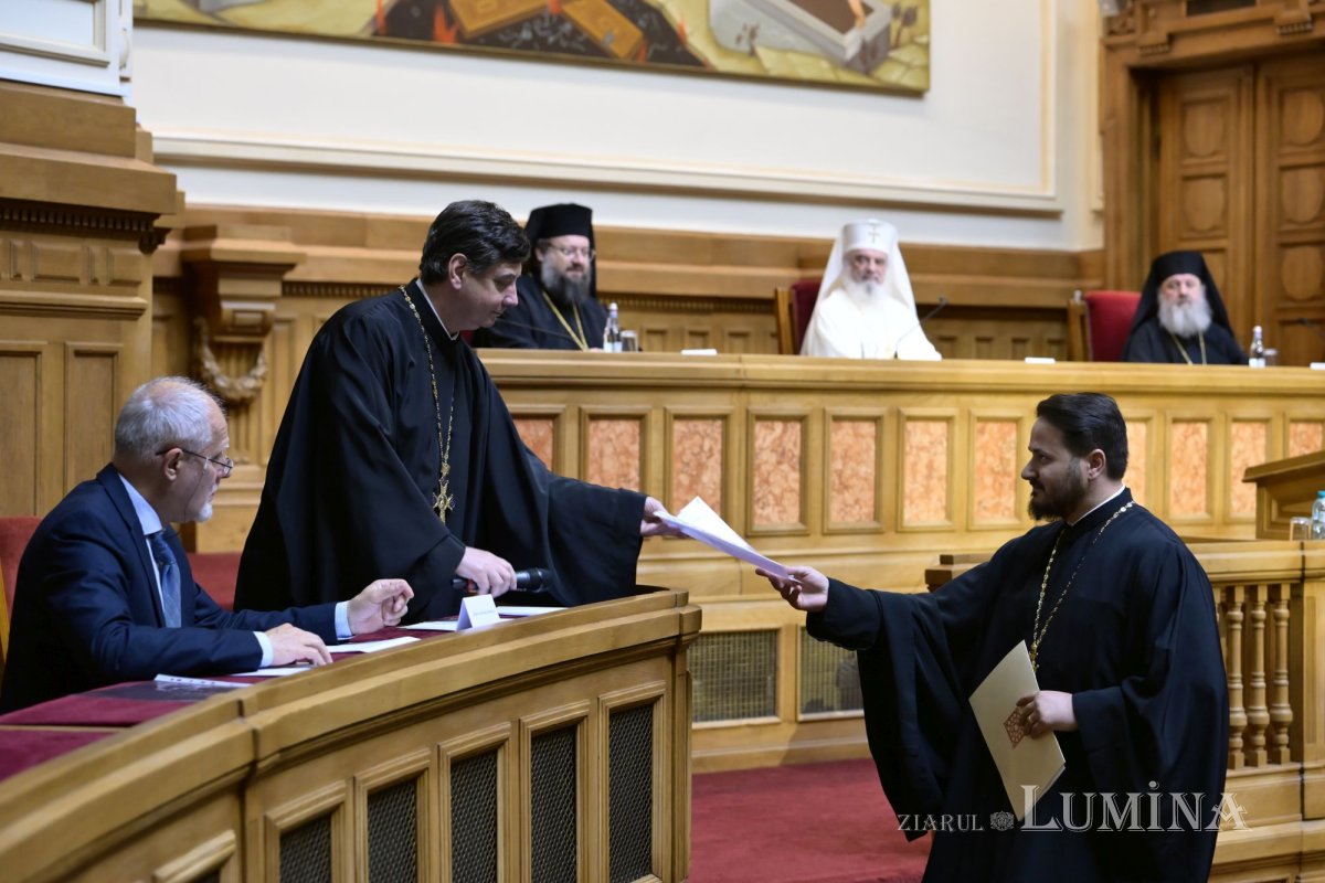 Constituirea noii Adunări eparhiale a Arhiepiscopiei Bucureștilor 364178