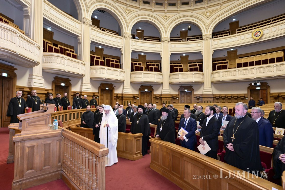 Constituirea noii Adunări eparhiale a Arhiepiscopiei Bucureștilor 364185