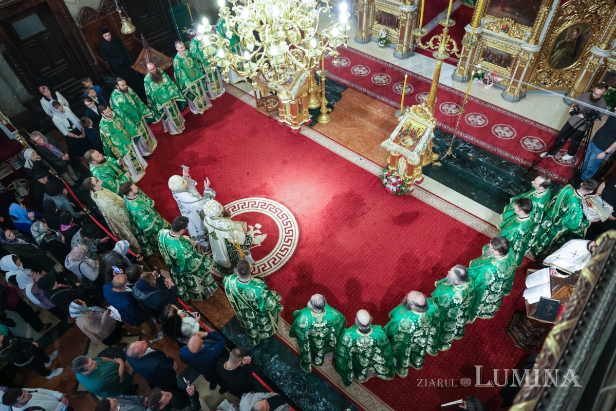 Praznicul Cincizecimii la Catedrala Mitropolitană din Iași 364279