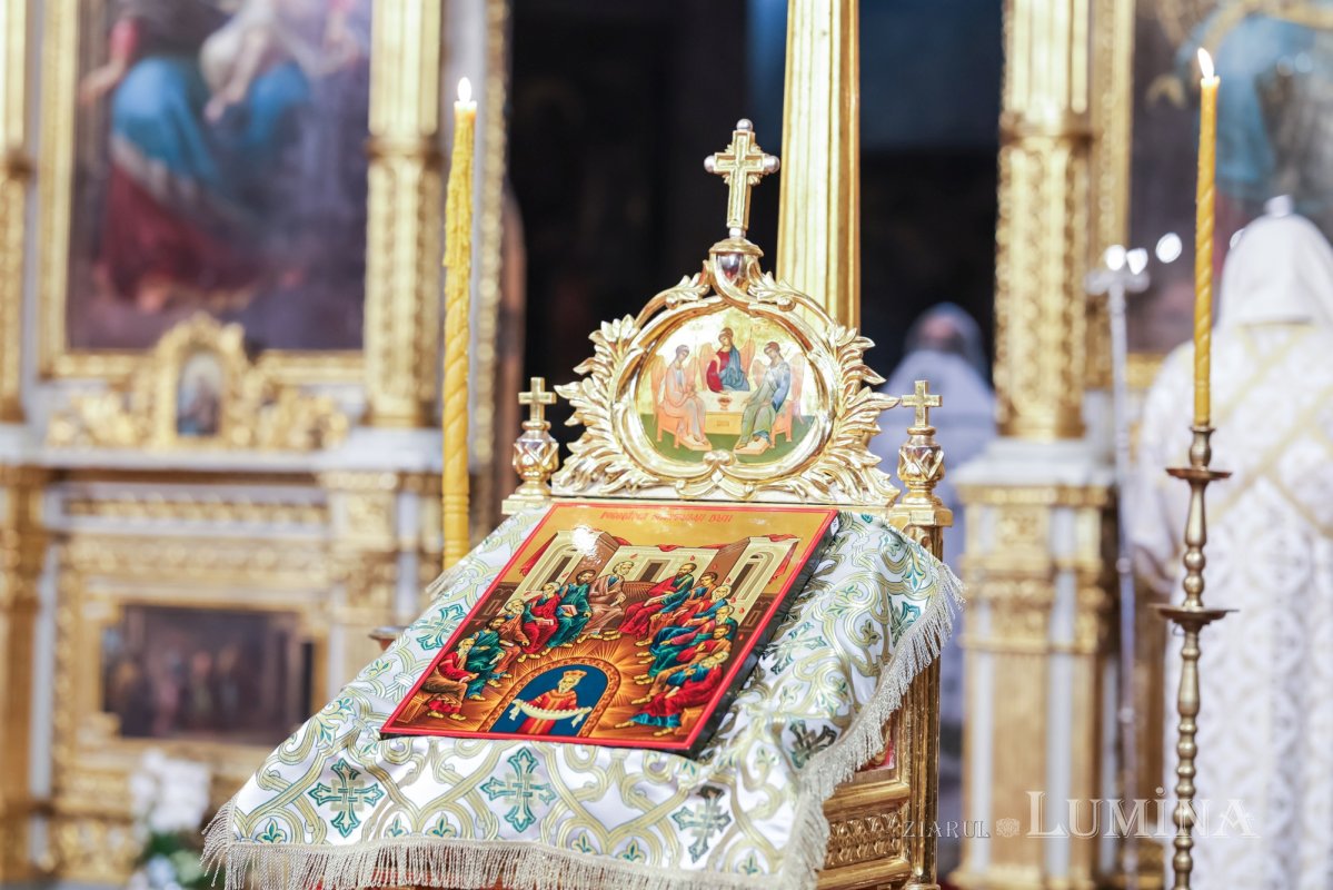 Praznicul Cincizecimii la Catedrala Mitropolitană din Iași 364283