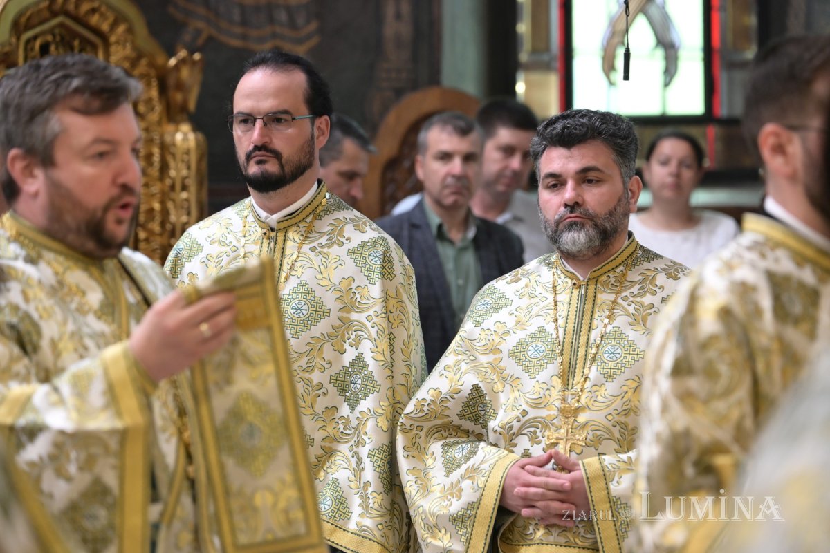 Hramul Centrului de Presă BASILICA al Patriarhiei Române 364327
