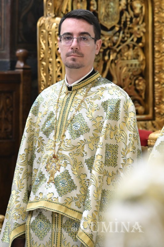 Hramul Centrului de Presă BASILICA al Patriarhiei Române 364328