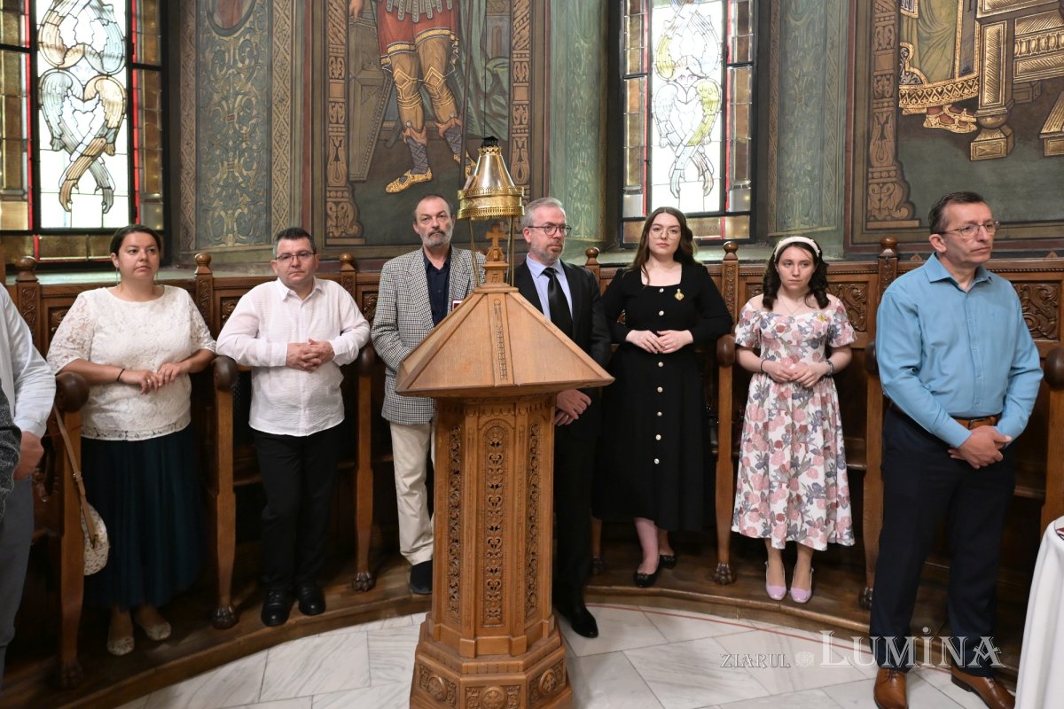 Hramul Centrului de Presă BASILICA al Patriarhiei Române 364332