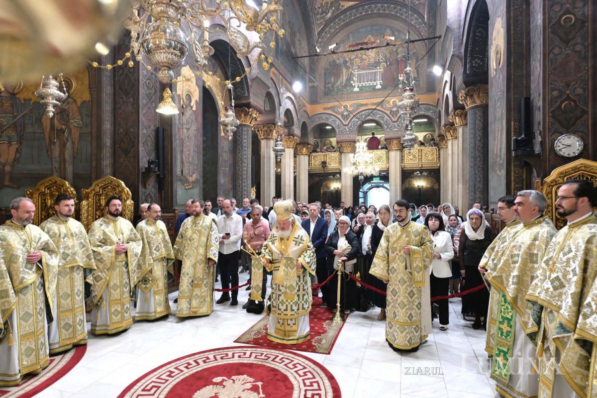 Hramul Centrului de Presă BASILICA al Patriarhiei Române 364336