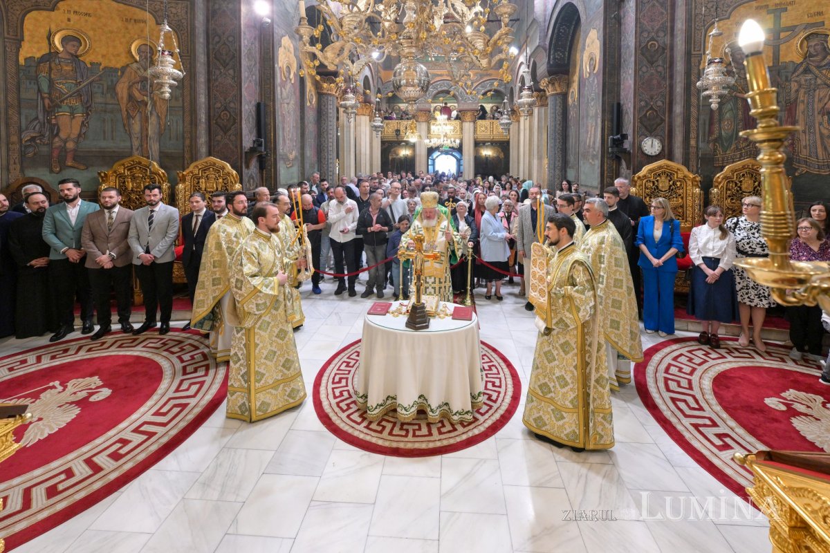 Hramul Centrului de Presă BASILICA al Patriarhiei Române 364383