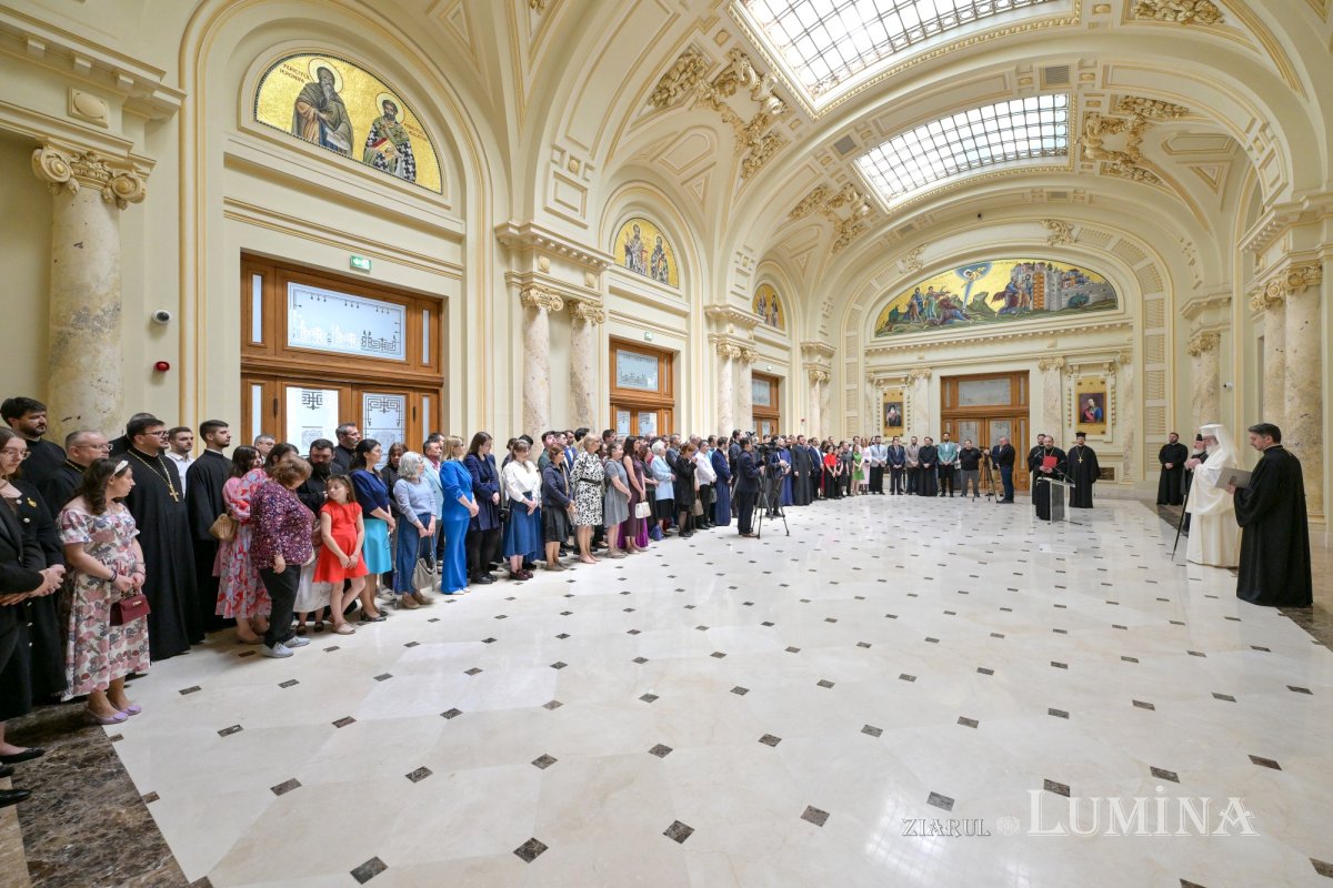 Hramul Centrului de Presă BASILICA al Patriarhiei Române 364396