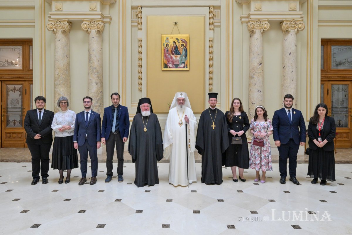 Hramul Centrului de Presă BASILICA al Patriarhiei Române 364406